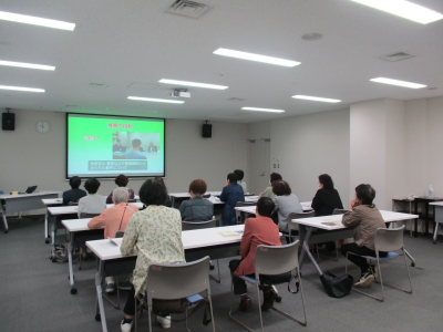 画像の代替テキストを入力ください。