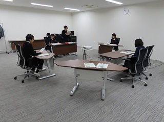 画像の代替テキストを入力ください。