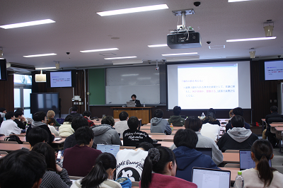 検事による説明１