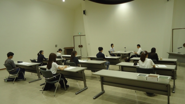 画像の代替テキストを入力ください。